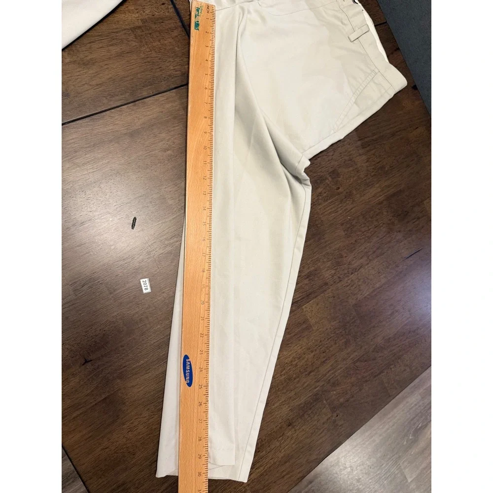 Dockers D3 Classic Fit Khaki Chino Pants Mens 36x30 Light Stone Beige Flat Front